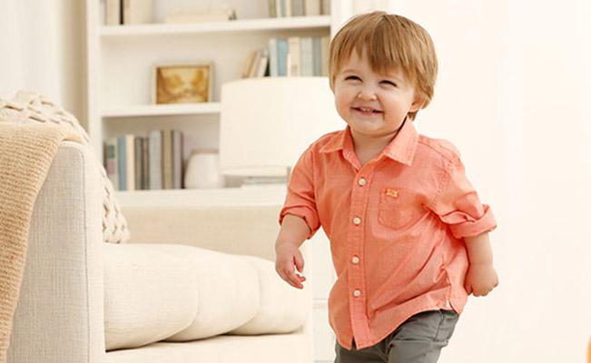 Etapas de desenvolvimento do meu bebé com 21 meses - A independência do seu bebé